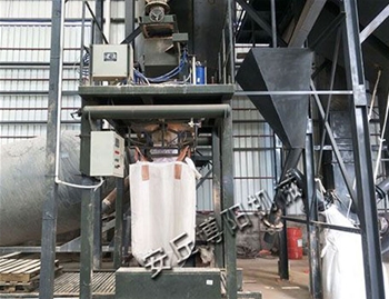 Calcium carbonate powder ton bag packaging machine use site