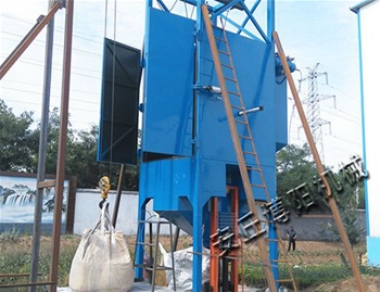 Cement tonnage bag unpacking machine test site