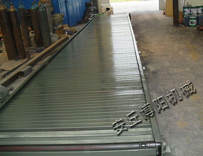 Flat plate conveyor